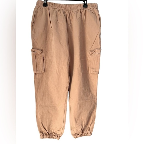 Pretty Little Thing Pink Utility Belted Cargo Joggers 12 - Picture 2 of 8